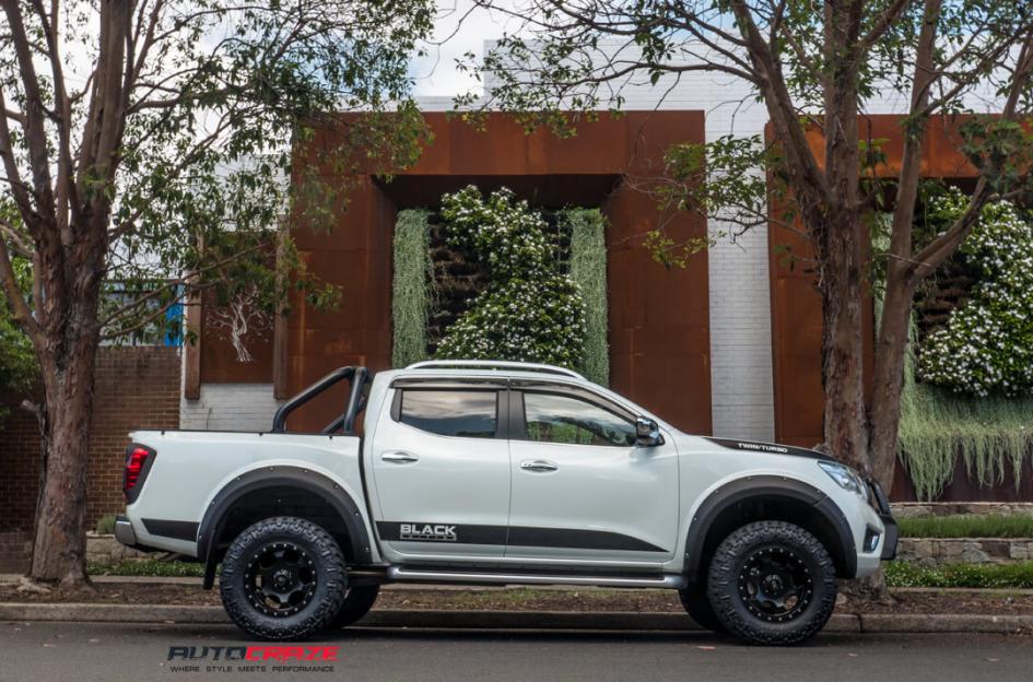 NISSAN NAVARA RG1 SATIN BLACK